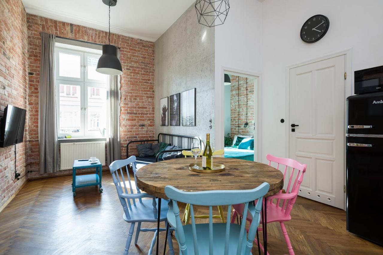 Discover Krakow Apartments - 3 Rakowicka St - Amazing Loft Near Main Station - Netflix エクステリア 写真
