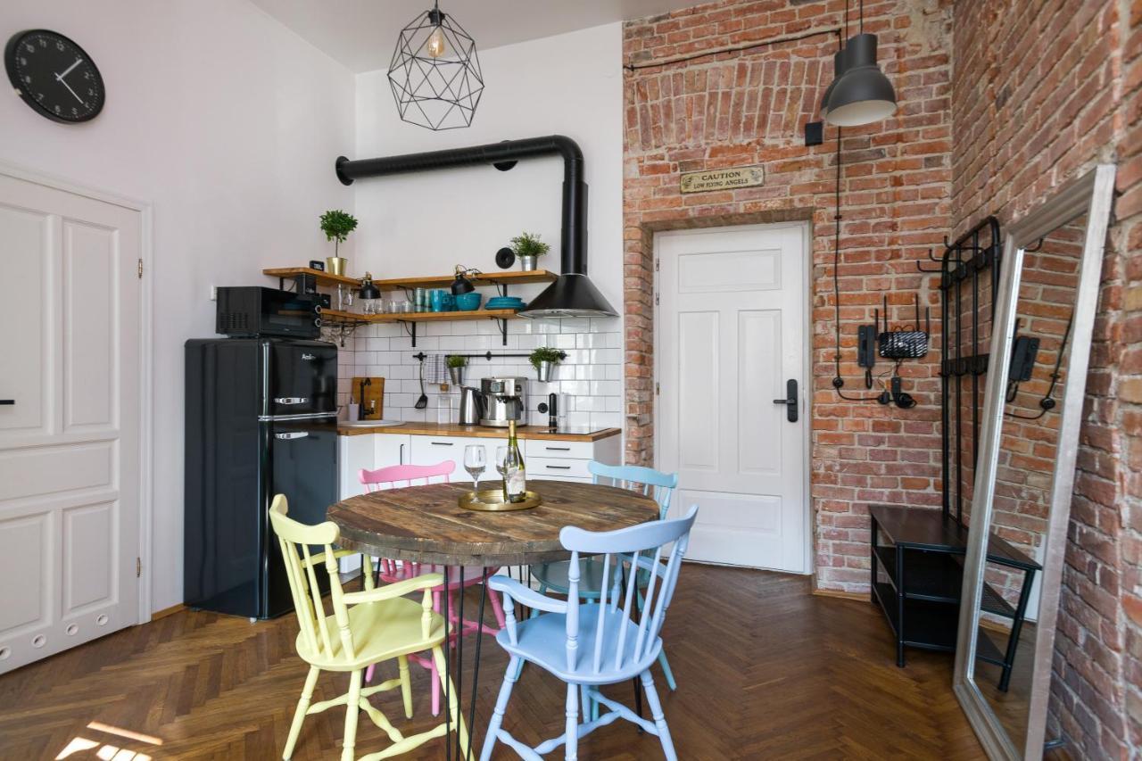Discover Krakow Apartments - 3 Rakowicka St - Amazing Loft Near Main Station - Netflix エクステリア 写真