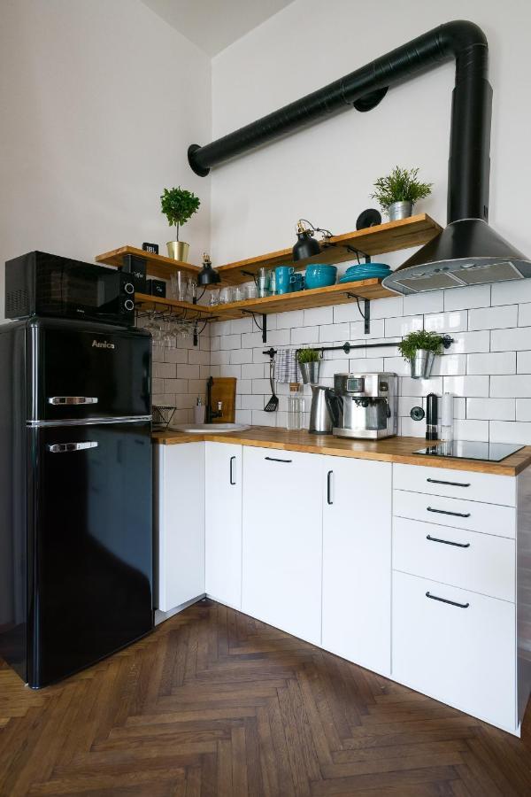 Discover Krakow Apartments - 3 Rakowicka St - Amazing Loft Near Main Station - Netflix エクステリア 写真